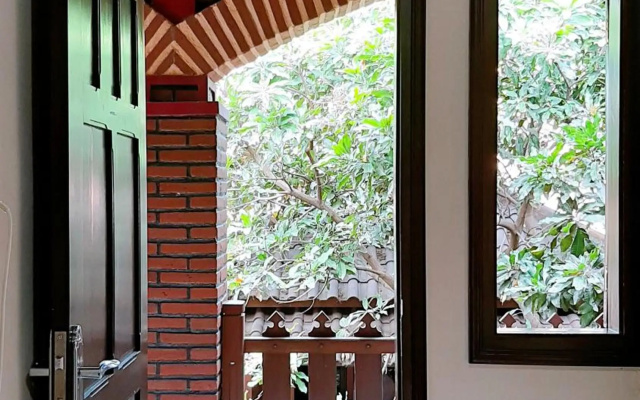 RedDoorz near Stasiun Kota Baru Malang
