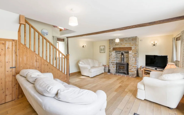 Groves Fishleigh