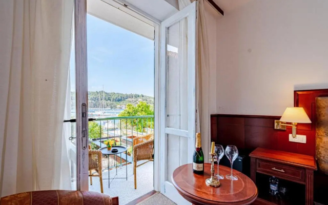 Hotel Dalmacija