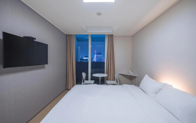 Chuncheon Bella Residence Hotel