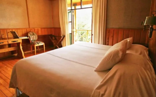 Mitico Puelo Lodge