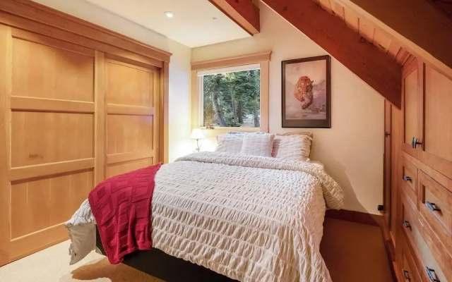 Carnelian Bay Getaway