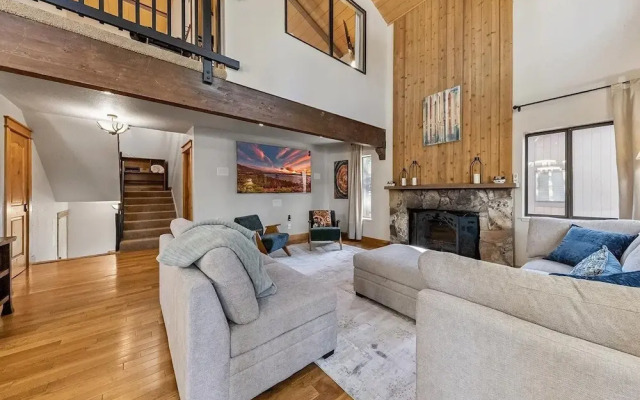 1192 Timber Lane 4 Bedroom Home