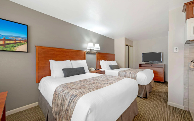 Best Western Ptarmigan Lodge
