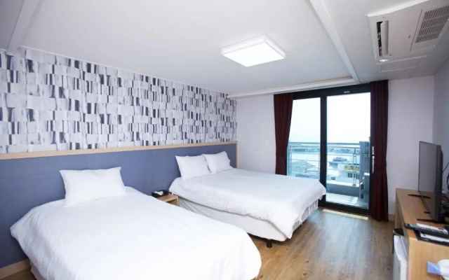 Jeju Moseulpo Hotel