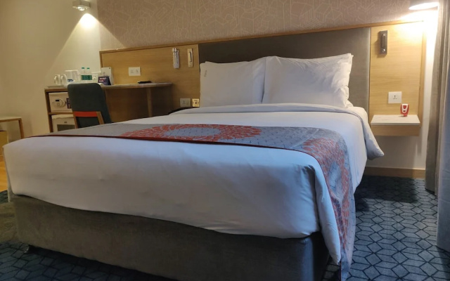 Holiday Inn Express Ahmedabad Prahlad Nagar
