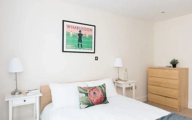 Spacious 2 Bed - Battersea High Street
