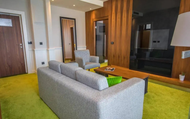 Kalamper Hotel & Spa