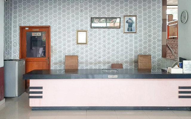 Urbanview Hotel Istana Bangun Jagad Indramayu by RedDoorz