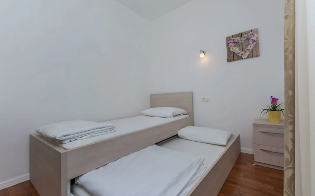 Apartments Villa Aquamarine