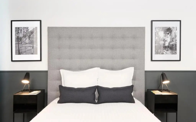 Luxury AC 3 Bedrooms Le Marais I by Livinparis