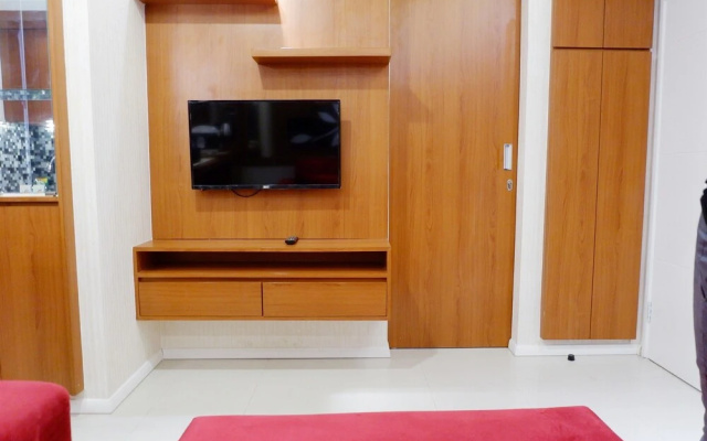 Cozy 2BR Bassura Apartment near Mall Bassura City