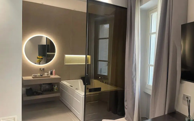 Leopoldo Suites