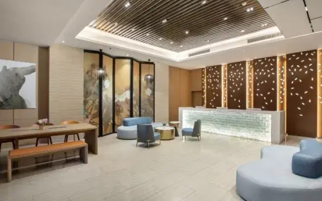 Jinglai Select Hotel (Shanghai Bailian Central Meichuan Road Pedestrian Street Branch)