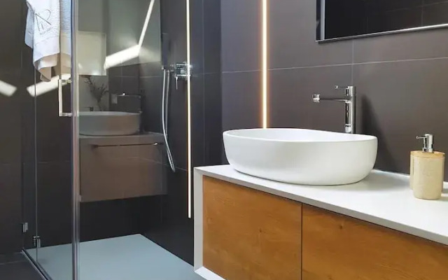 AR Chelsea Apartment