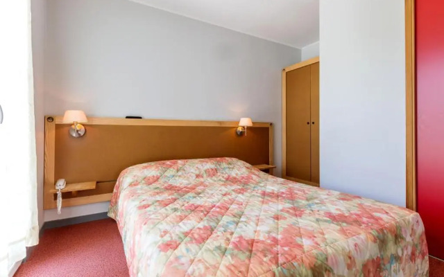 Logis Hôtel Le Cygne