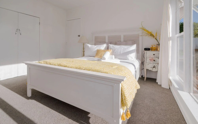 Hillcrest Central Premium Lodge
