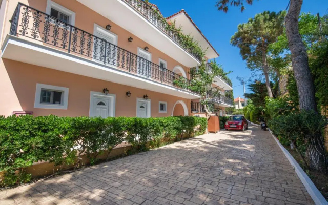 Achillion Apartments & Studios