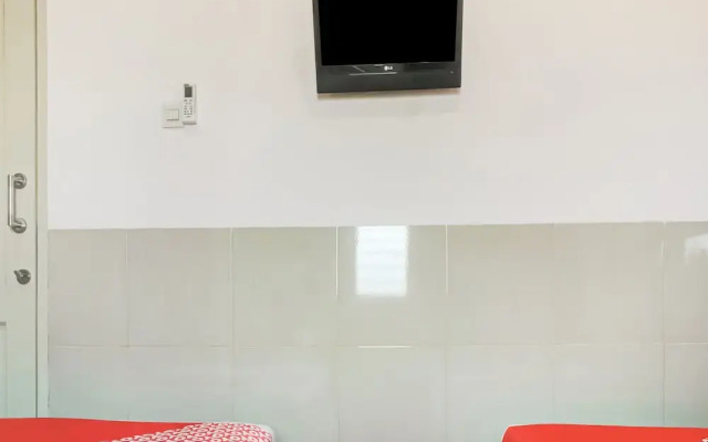 OYO 91316 Hh Guest House Makassar