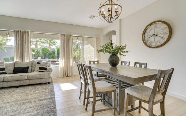 Outdoor Oasis: Spacious Family Escape in Goodyear!