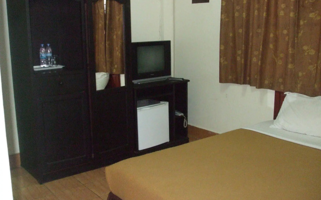 Souvanna Hotel 2