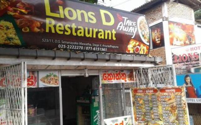 Hotel Lions Den & Lions D Restaurant вид на фасад