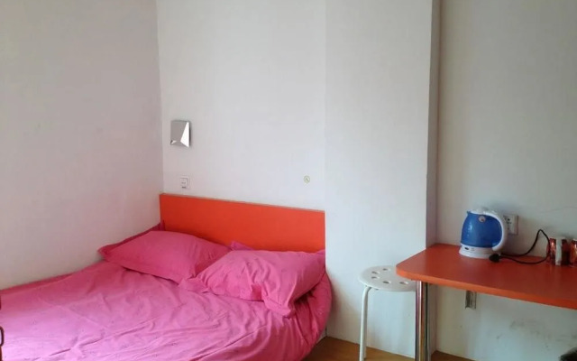 Ruizhihua Apartment