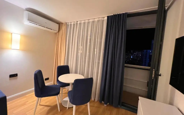 Апартаменты Orbi City