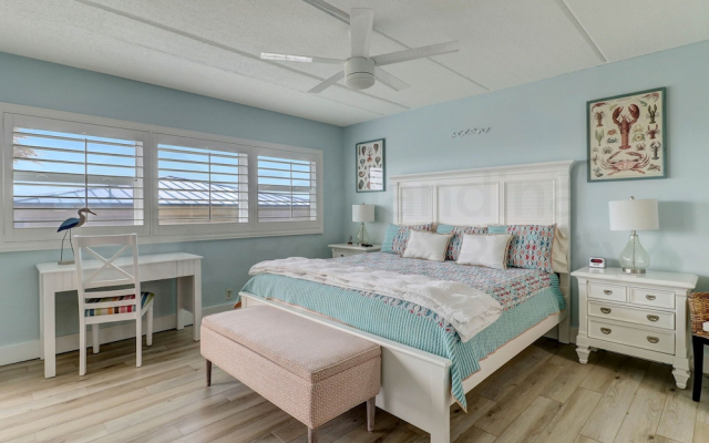 108 Amelia by the Sea