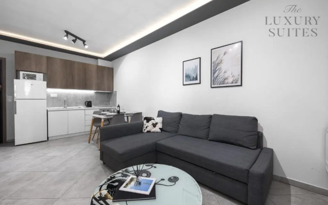 Adelle Apartments The Luxury Suites
