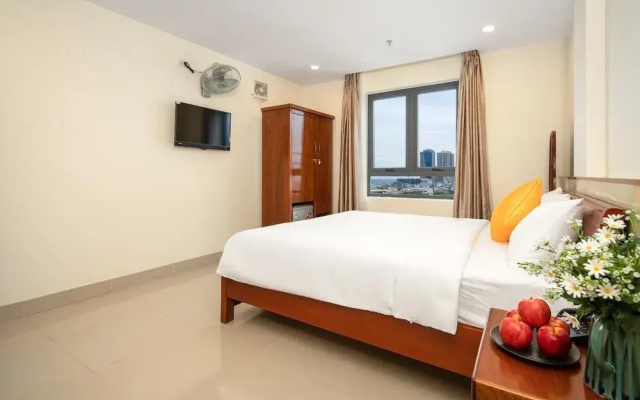 Lotus Rock 05 Hotel