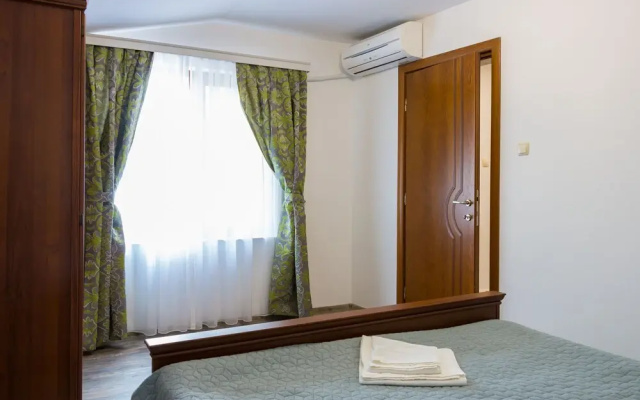FM Luxury 1-BDR Apartment - Milena's