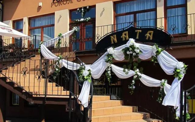 Nata Pokoje Gościnne Restauracja