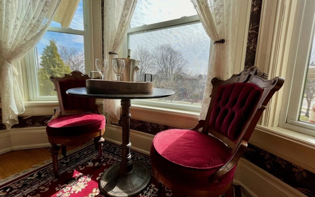 Ludington House B&B