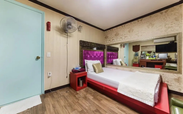 Pocheon Shilla Motel