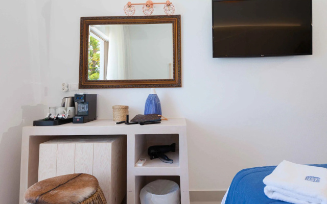 Serenity Spritz Hotel - Adults Only