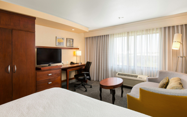 Courtyard by Marriott Ontario Rancho Cucamonga