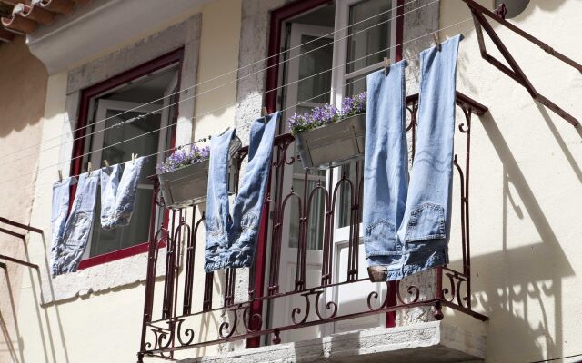 Отель Residentas Atalaia Португалия, Лиссабон - отзывы, цены и фото номеров - забронировать отель Residentas Atalaia онлайн вид на фасад