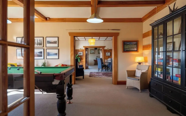 Lake Brunner Eco Lodge