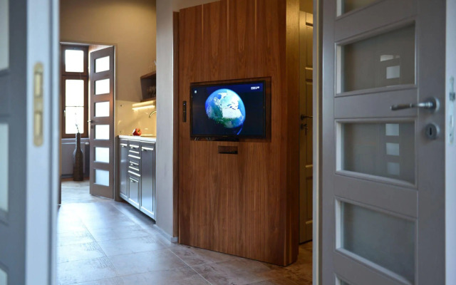 La Gioia Grey Stylish Apartments
