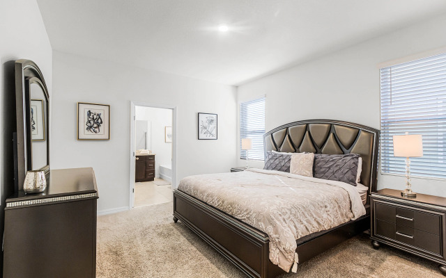 4341ACORN, Davenport , US