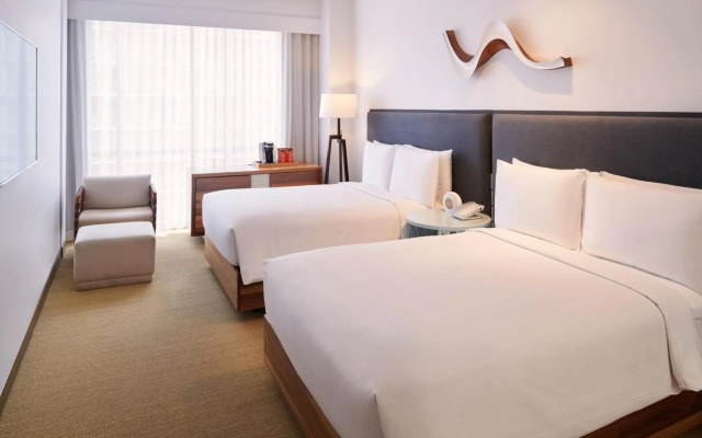 Hyatt Centric Waikiki Beach