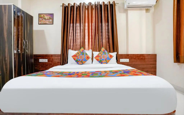 Fabhotel Himalay Guest House