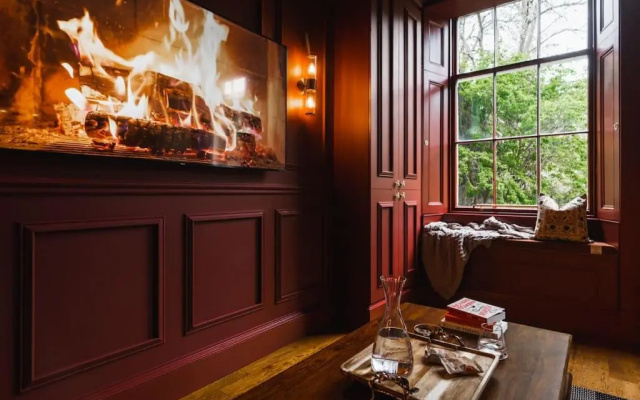 Huntly House - a Residence Like No Other