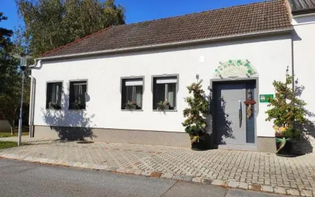 Zur Weinlaube
