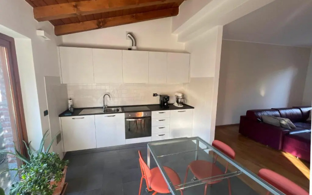 Kikka's gem - Spacious Apartment 20km from Milan