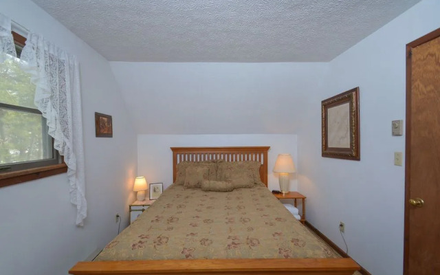 Rock Lodge