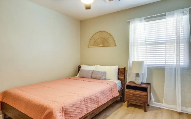Fenced-in Pool & Patio: Gilbert Home!