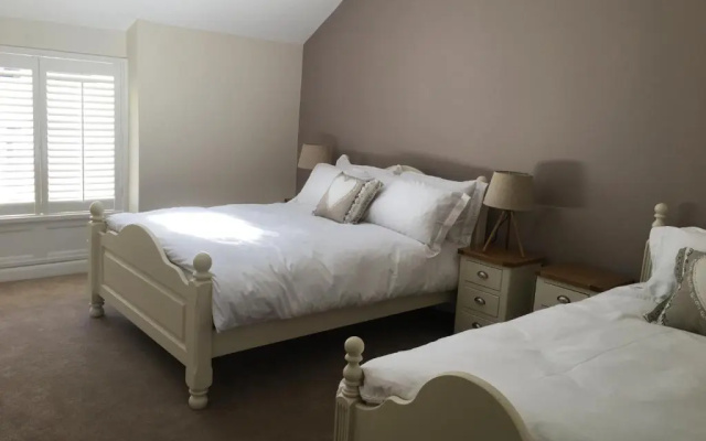 Riverside Suites Llangollen