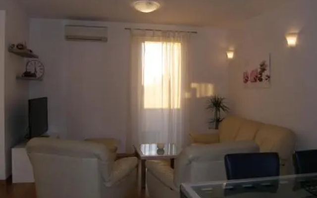 Momentum Apartment